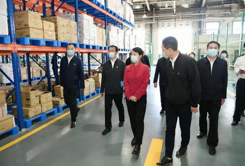 王莉霞強(qiáng)調(diào) 強(qiáng)化一對(duì)一精準(zhǔn)服務(wù)，全面推動(dòng)綜合保稅區(qū)高質(zhì)量發(fā)展